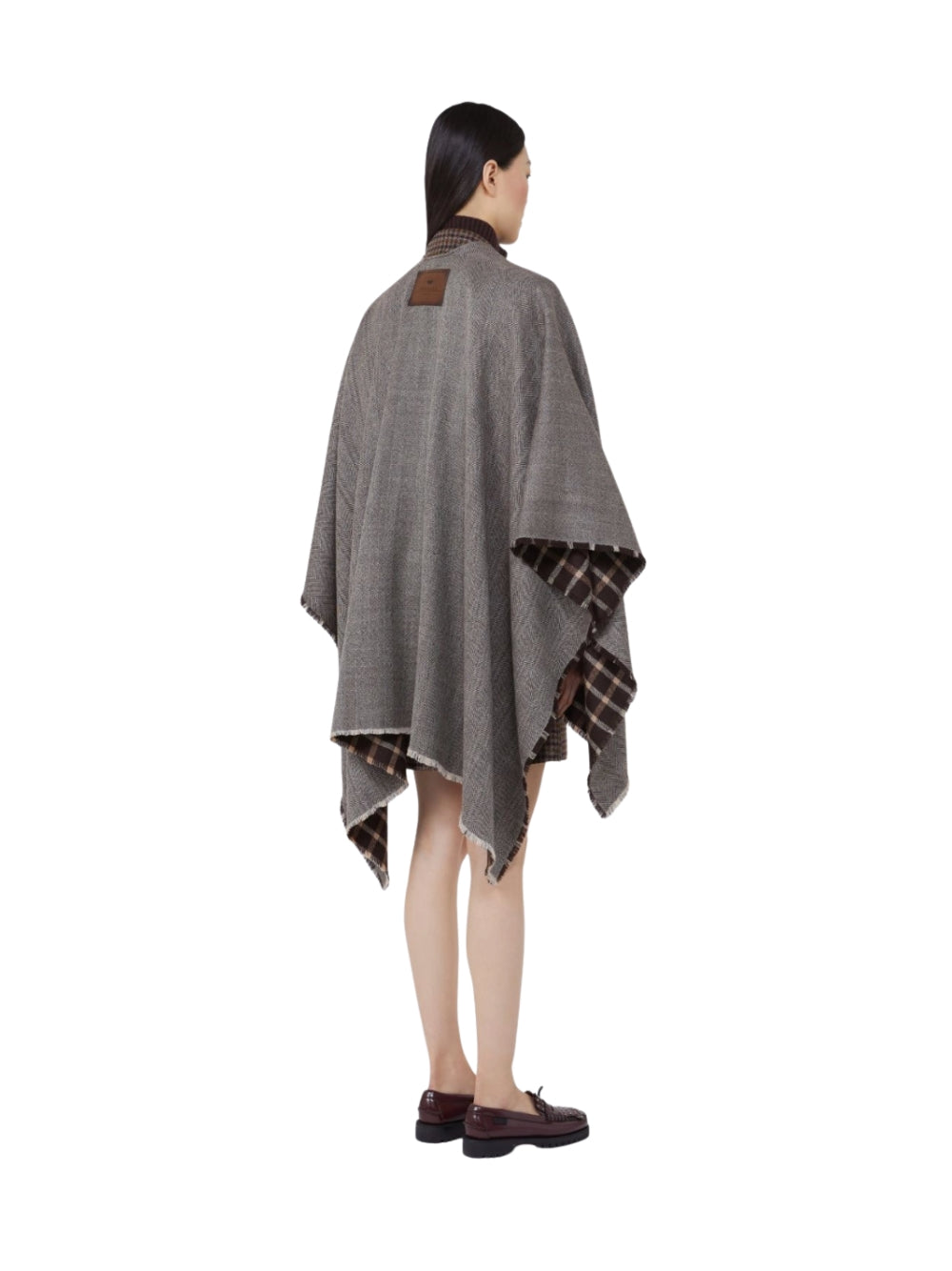 Poncho Ognuno⠀ Max Mara